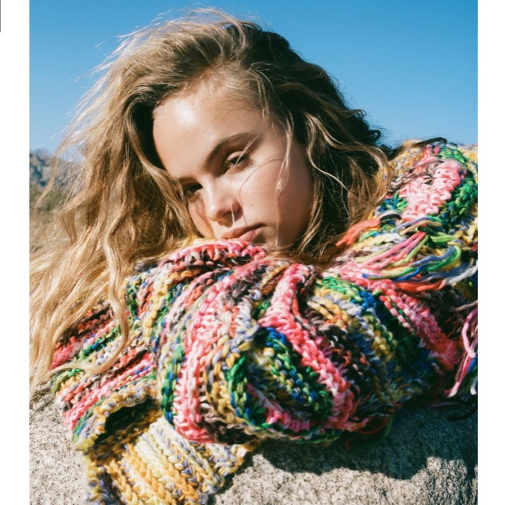 🩷☘️UO Blanket sweater